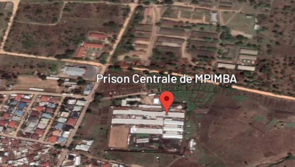 Un détenu en détresse à la prison centrale de Mpimba