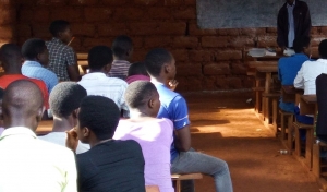 Manque de matériels scolaires au camp de Nduta