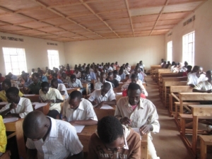 A moins d’une semaine de la rentrée scolaire, le matériel didactique et les enseignants font cruellement défaut en province Gitega