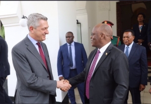 Le chef du HCR appelle à davantage de soutien international pour la Tanzanie