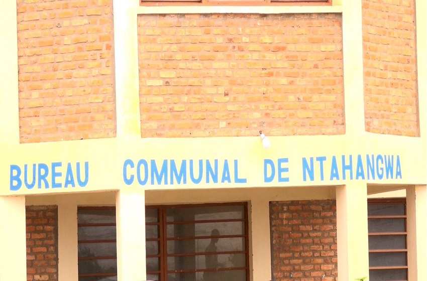 Ntahangwa : le conseil communal saisit le gouverneur pour dénoncer la gestion de l’administrateur