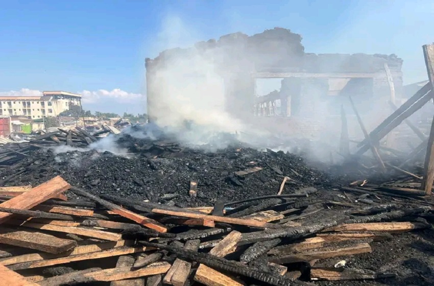 Bujumbura : les commerçants du marché du bois de Jabe se réjouissent de la reprise de leurs activités