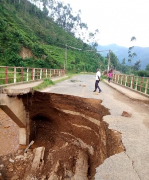 Le trafic entre Mabayi et Bukinanyana paralysé suite à la destruction d’un pont reliant les deux communes
