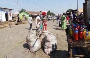 Un administratif impliqué dans la vente de produits illicites à Bwiza