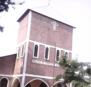 Un pasteur accusé de détourner les biens de son Eglise