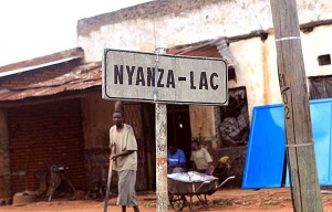 Les habitants de Makamba demandent l’inhumation des restes humains déterrés il y a un mois et restés à découvert depuis.
