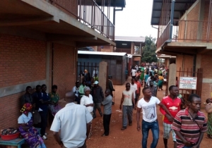 Les commerçants de Rugombo dénoncent le deux poids deux mesures dans la distribution des stands