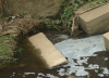 Un collecteur des eaux usées menace de détruire des maisons