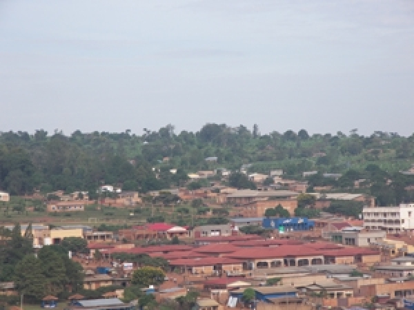 Des maisons de tutsi peinturlurées de sang à KARUSI