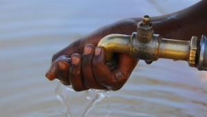 La colline Vugizo desservie en eau potable, une aubaine pour ses habitants